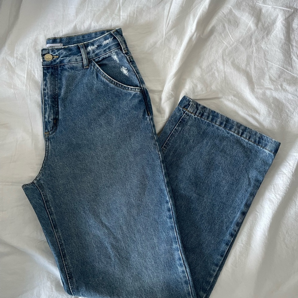 Straight Leg Wide Jeans